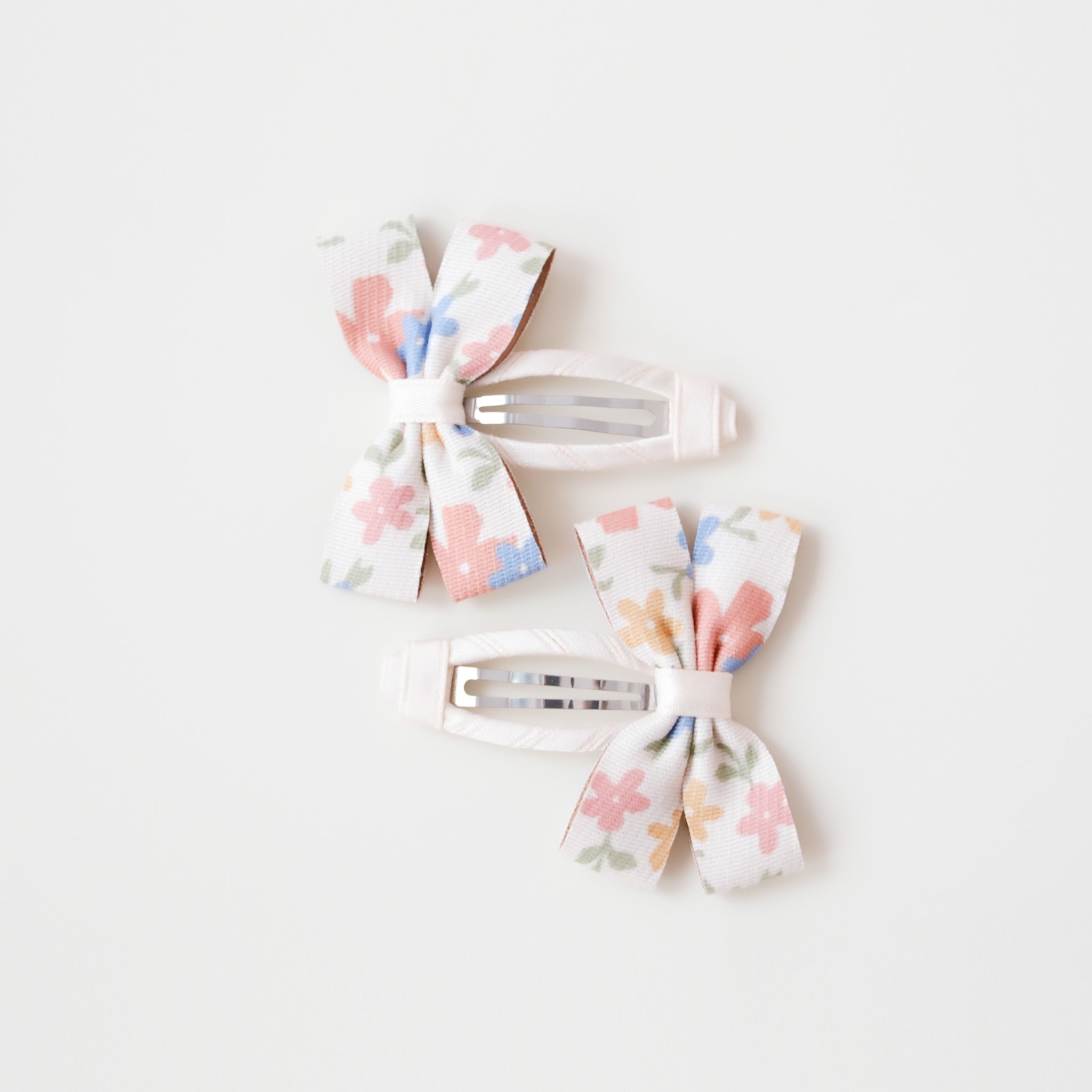 Thea Hair Clips | Petal Harmony