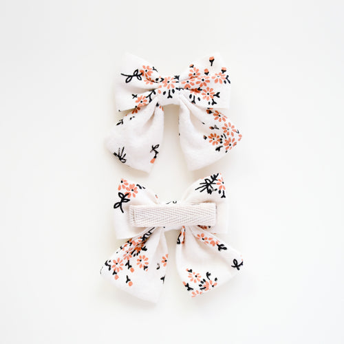 Amora Hair Clips | Ivory Petal