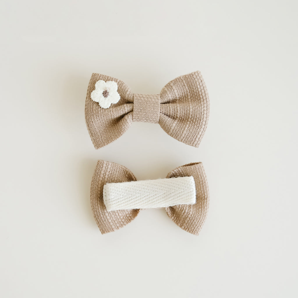 Eliana Hair Clip | Ash Wood
