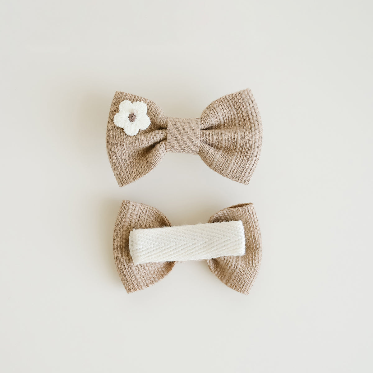 Eliana Hair Clip | Ash Wood