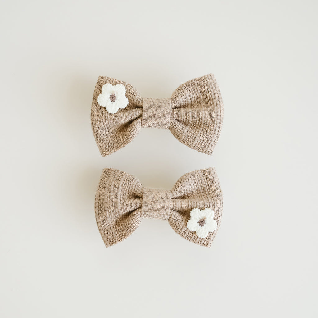 Eliana Hair Clip | Ash Wood