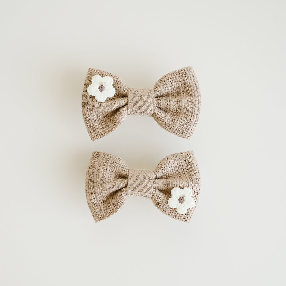 Eliana Hair Clip | Ash Wood
